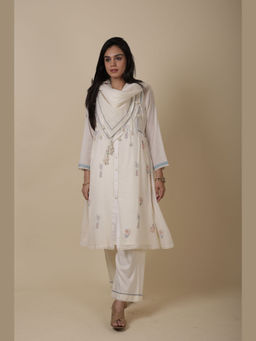 Rhua India - Manvi White Kurta And Pant