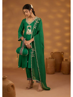 ISHA GUPTA TAYAL - Green Raj Mahal Kurta and Pant with Dupatta