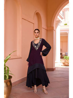 ISHA GUPTA TAYAL - Black Kavya Kurta and Pant