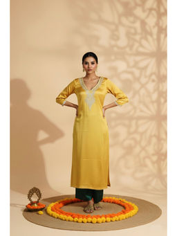 LABEL MAE - Sunheri Tara Yellow Kurta With Pant
