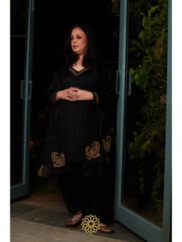 Rhua India - Kohl Black Embroidered Satin Kurta and Salwar with Dupatta