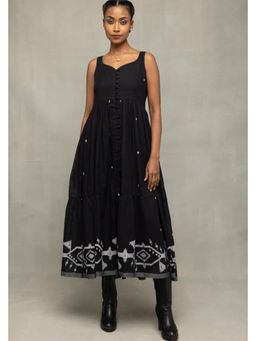 Sutra Art of Clothing - Midnight Black Handwoven Jamdani Tiered Midi Dress