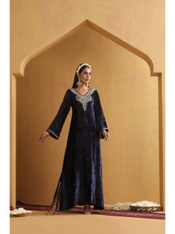 SUI KALA - Svara Embroidered Navy Blue Kaftan
