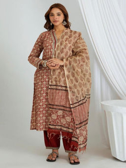 Meeta's - Abha Red Hand Block Print Kurta with Salwar and Dupatta