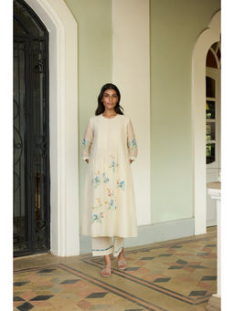 Vaayu - Pintuck Ivory Top With Pant Co-ords