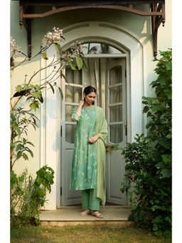 Vaayu - Verdant Floral Embroidered Kurta Set