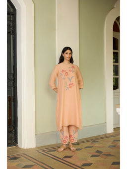 Vaayu - Peach Applique Floral Co-ord Set With Pant