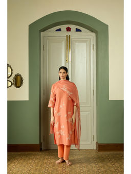 Vaayu - Tangerine Applique Kurta Set With Pant and Dupatta
