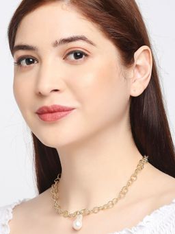 OOMPH - Gold Tone Shimmer Link Chain with Baroque Pearls Choker Necklace