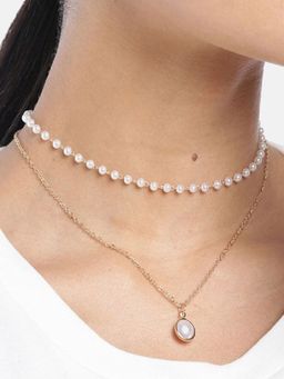 OOMPH - Womens Gold Tone Link Chain with Pearls Multi Layer Necklace