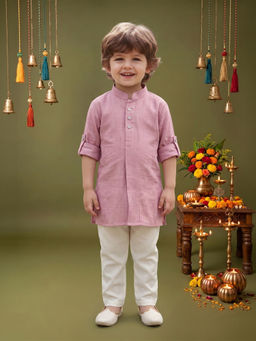 ETHNIKS NEURON - Lavender Chanderi Silk Mandarin Collar Long Sleeves Kurta With Pyjama