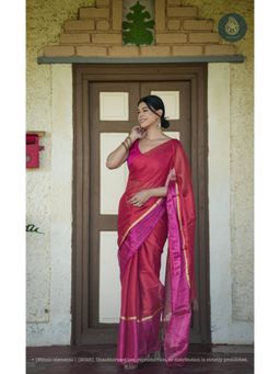 Ethnic Elements - Women Red Mul Cotton Saree Without Blouse