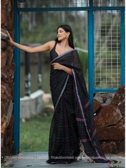 Ethnic Elements - Women Black Mul Cotton Saree Without Blouse