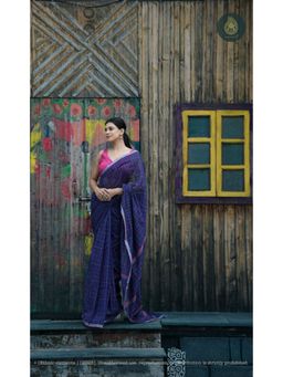 Ethnic Elements - Women Blue Mul Cotton Saree Without Blouse