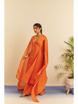 KAVANA - Women Floral Embroidered Orange Kesar Dupatta