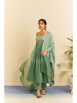 KAVANA - Women Embroidered Green Harit Ombre Dupatta