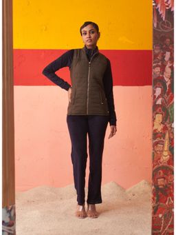 Lakshita - Green Sleeveless High-Neck Jacket For Women with Pockets