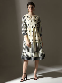 Dora Dori - Relaxed Fit Beige Striped Pure Cotton Round Neck Kimono Sleeves Dress