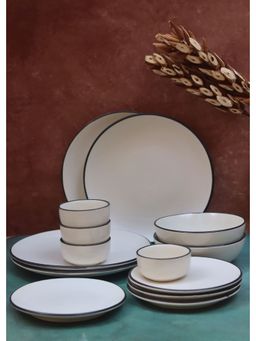 WEAVING HOMES - Basic White Dinner Set With White Color