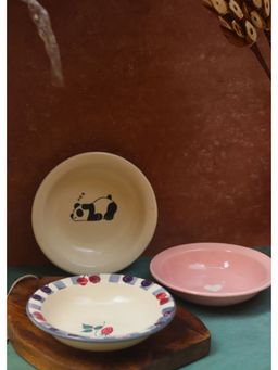 WEAVING HOMES - Classic Fiesta Pasta Plates With White & Pink Color