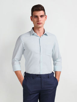 Arrow - Men Blue Cutaway Collar Cotton Shirt