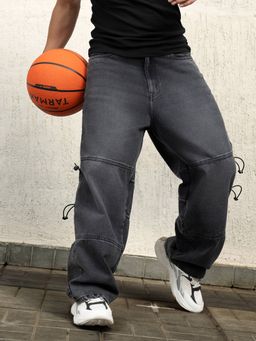 Hubberholme - Men Relaxed Fit Low-Rise Cotton Light Fade Jeans