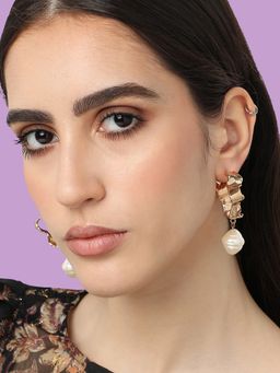 Sohi - Women Gold Plated Pearls Casual Hoop Earring