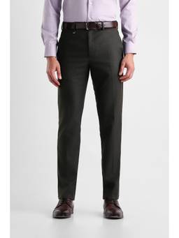 Van Heusen - Men Chocolate Solid Slim Fit Trousers