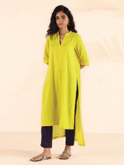 trueBrowns - Yellow Cotton Dobby High-Low Kurta with Pant (Set of 2)