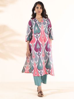 trueBrowns - Multi-Color Cotton Ikat Kurta with Pant (Set of 2)