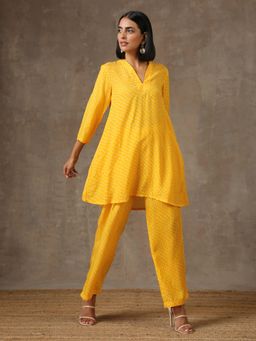 trueBrowns - Yellow Bandhani Flare Printed Silk Co-ord (Set of 2)