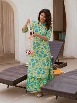 Aurelia - Women Multi-Color Floral Print Cotton Co-Ord (Set of 2)