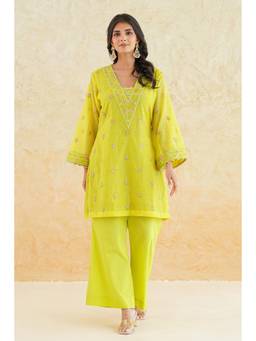 SAYARISH - Green Embroidered Mul Chanderi Kurta with Pant