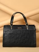 Black color option, Currently selected