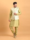Green color option, Sold out, Currently selected