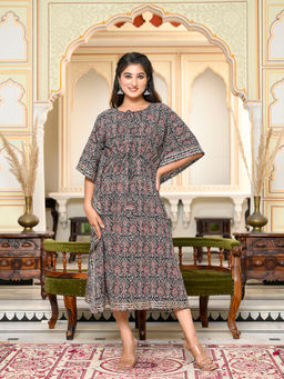 GULAB CHAND TRENDS - Black Printed Flared Sleeves Gota Work Kaftan Dress