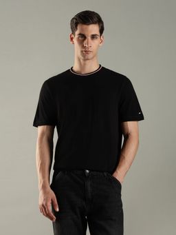 Tommy Hilfiger - Men Solid Regular Fit Cotton Black T-Shirt
