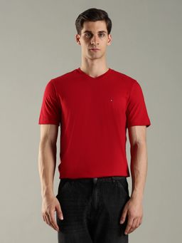 Tommy Hilfiger - Men Solid Regular Fit Cotton Red T-Shirt