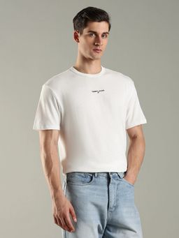 Tommy Hilfiger - Men Solid Relaxed Fit Cotton White T-Shirt