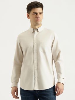 United Colors of Benetton - Men Off White Regular Fit Solid Collar Shirt