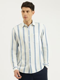 United Colors of Benetton - Men Off White Regular Fit Spread Collar Striped Shirt