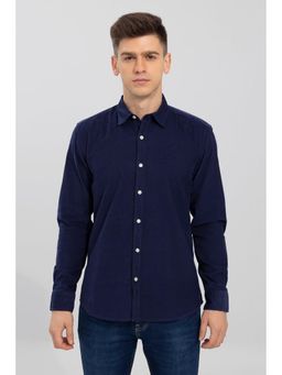 Snitch - Men Navy Blue Solid Full Sleeves Slim Casual Shirt
