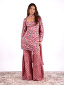 Pink color option, Currently selected