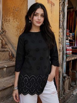 Dora Dori - Women Black Self Design Embroidered Kurti