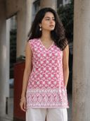 Pink color option, Currently selected