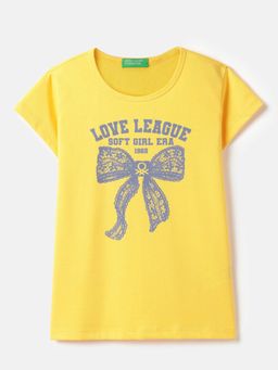 United Colors of Benetton - Regular Fit Round Neck Typography T-Shirt Yellow