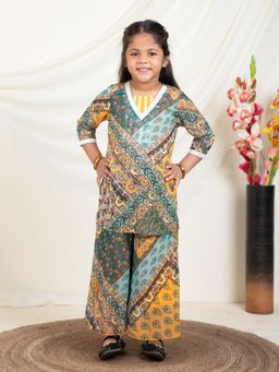 Bugandbees - Patch Print Kurti And Palazzos With Inner Top