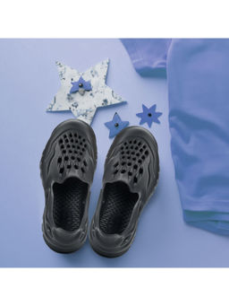 HOPPA - Kids Black Alpha Clogs