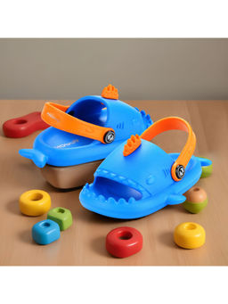 HOPPA - Kids Blue Baby Shark Clogs