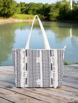 Astrid - Women Grey Embellished/Sequined Tote Bag